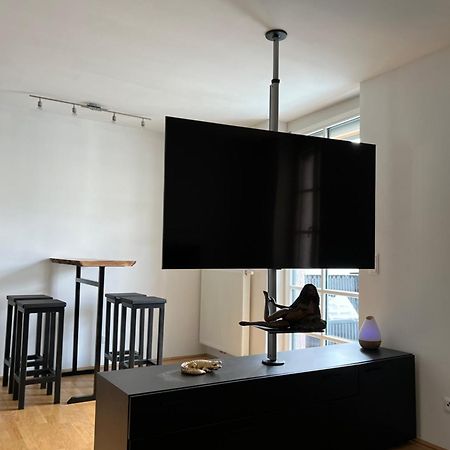 Loft Mit Kingsize Wasserbett Graz Bagian luar foto