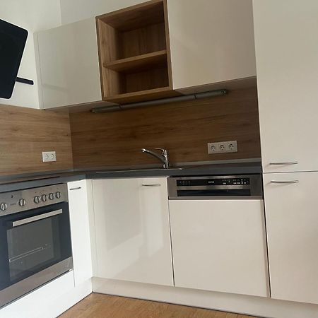 Loft Mit Kingsize Wasserbett Graz Bagian luar foto