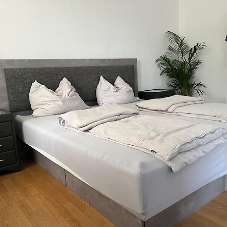 Loft Mit Kingsize Wasserbett Graz Bagian luar foto